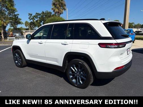 Bright White Clearcoat 2026 Jeep Grand Cherokee Limited