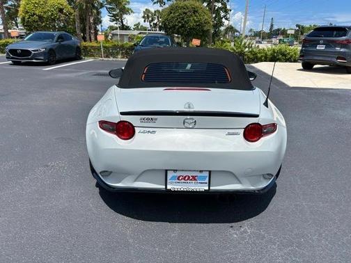 2016 Mazda MX-5 Miata Club