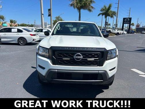 2022 Nissan Frontier S