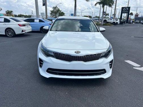 Snow White Pearl 2016 Kia Optima SX Turbo