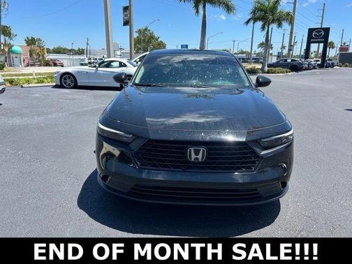 Crystal Black Pearl 2025 Honda Accord SE
