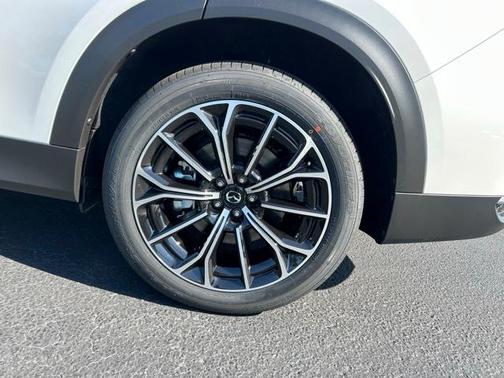 2025 Mazda CX-70 PHEV Premium Plus Package