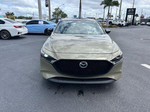 2024 Mazda Mazda3 2.5 Carbon Turbo