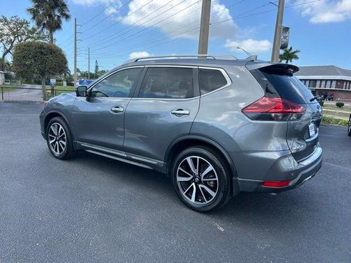 2020 Nissan Rogue SL