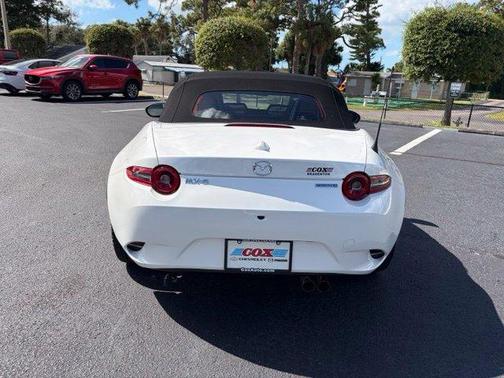 Snowflake White Pearl 2025 Mazda MX-5 Miata Grand Touring