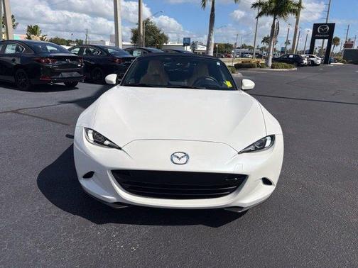 Snowflake White Pearl 2025 Mazda MX-5 Miata Grand Touring