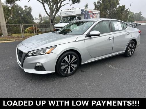 2022 Nissan Altima 2.5 SV