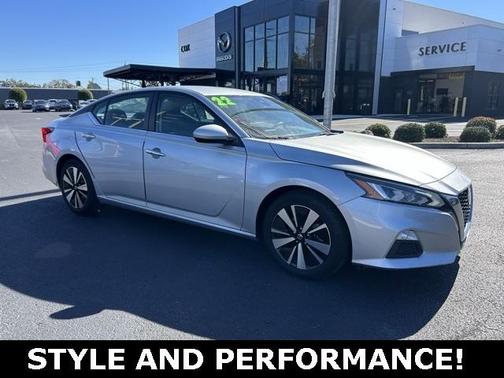 2022 Nissan Altima 2.5 SV