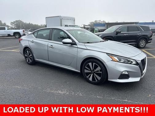 2022 Nissan Altima 2.5 SV