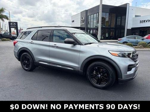Silver Metallic 2022 Ford Explorer XLT