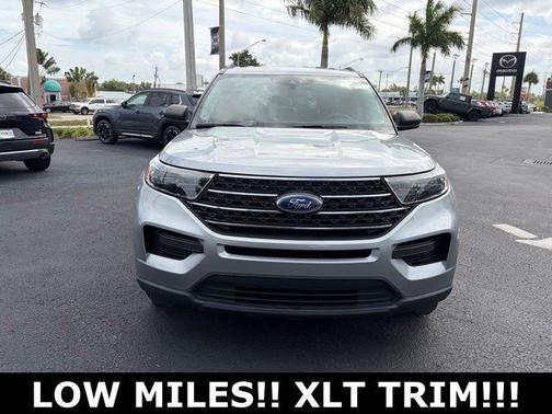 Silver Metallic 2022 Ford Explorer XLT