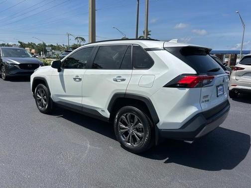 2022 Toyota RAV4 Hybrid Limited