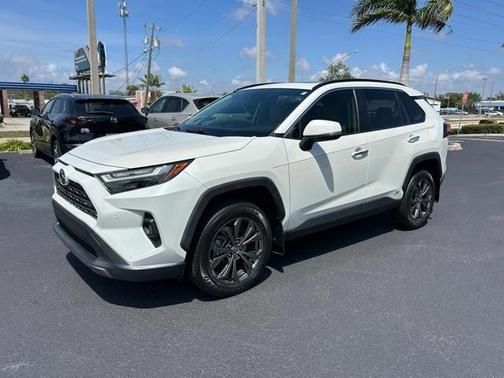 2022 Toyota RAV4 Hybrid Limited