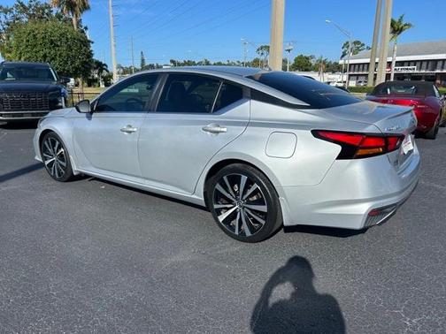 2020 Nissan Altima 2.5 SR