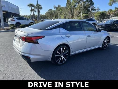 2020 Nissan Altima 2.5 SR