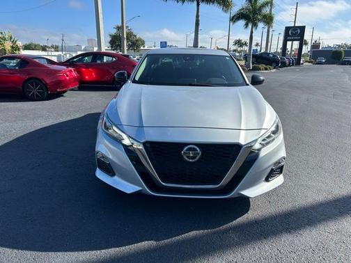 2020 Nissan Altima 2.5 SR