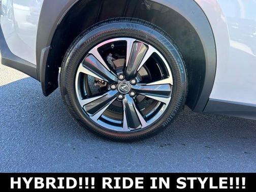 2021 Lexus UX 250h Base