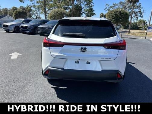 2021 Lexus UX 250h Base