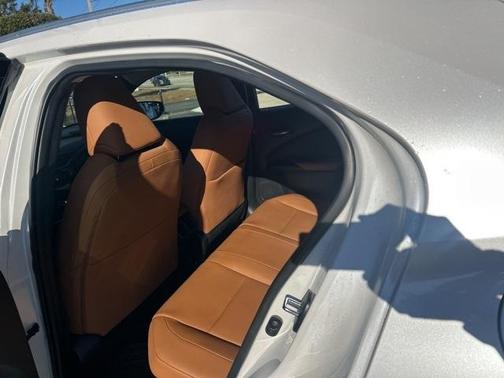 2021 Lexus UX 250h Base