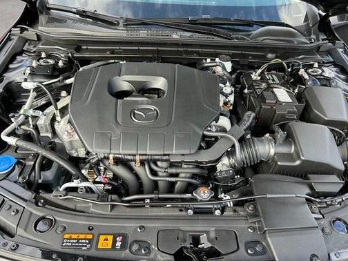 2025 Mazda Mazda3 FWD w/Preferred Package