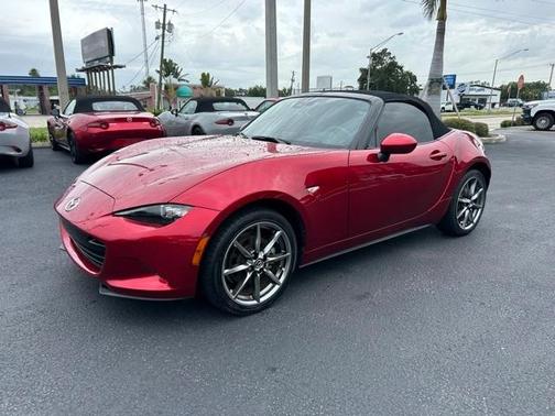 2022 Mazda MX-5 Miata Grand Touring