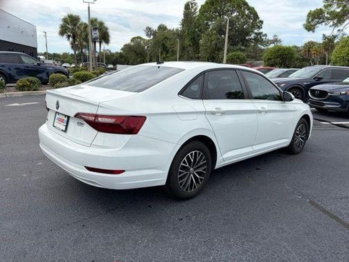 Pure White 2021 Volkswagen Jetta 1.4T SE