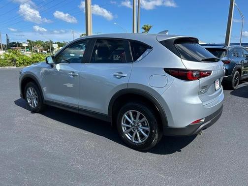 2022 Mazda CX-5 2.5 S Preferred Package
