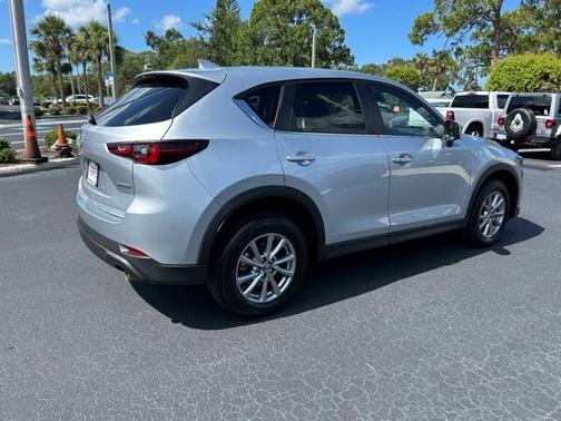 2022 Mazda CX-5 2.5 S Preferred Package