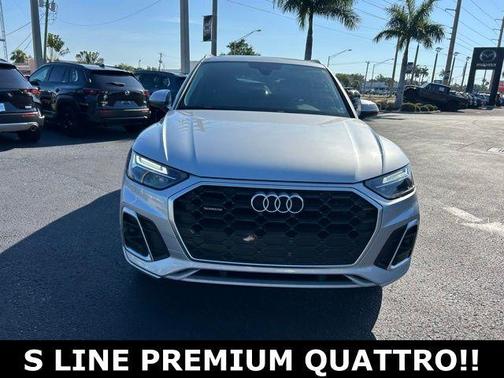 Florett Silver Metallic 2023 Audi Q5 45 S line quattro Premium