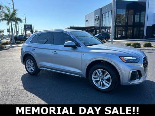 Florett Silver Metallic 2023 Audi Q5 45 S line quattro Premium