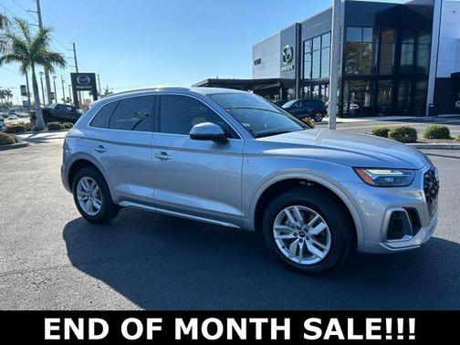 Florett Silver Metallic 2023 Audi Q5 45 S line quattro Premium