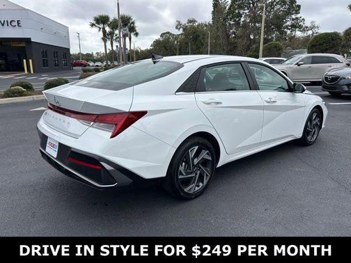 2025 Hyundai ELANTRA SEL Convenience