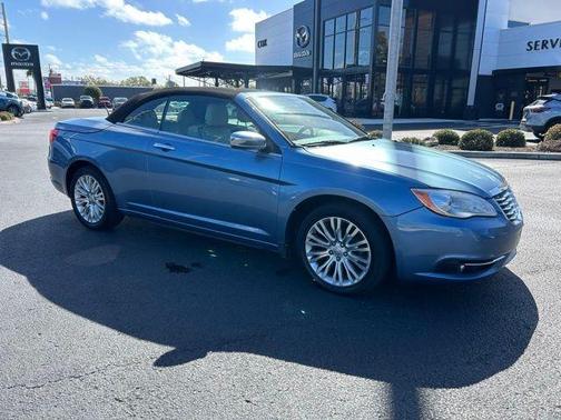 2011 Chrysler 200 Limited