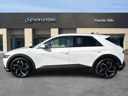 2024 Hyundai IONIQ 5 SEL