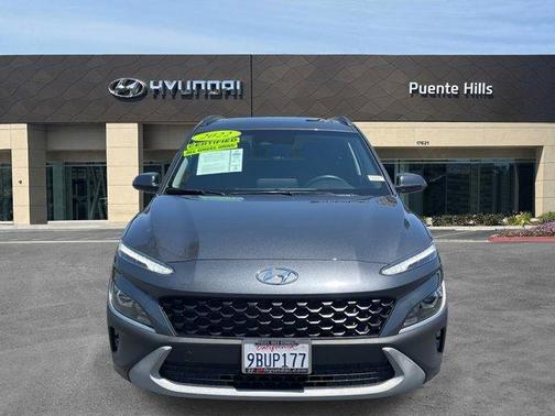2022 Hyundai KONA SEL