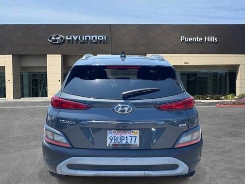2022 Hyundai KONA SEL