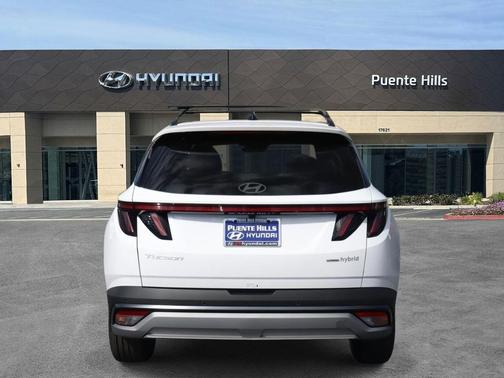 Creamy White Pearl 2026 Hyundai TUCSON Hybrid Limited