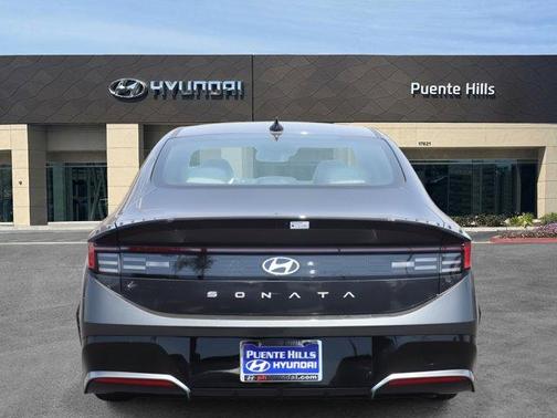 2025 Hyundai SONATA SEL