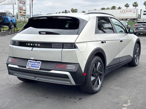 2025 Hyundai IONIQ 5 SEL