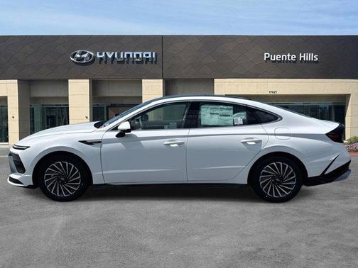 2025 Hyundai SONATA Hybrid Limited