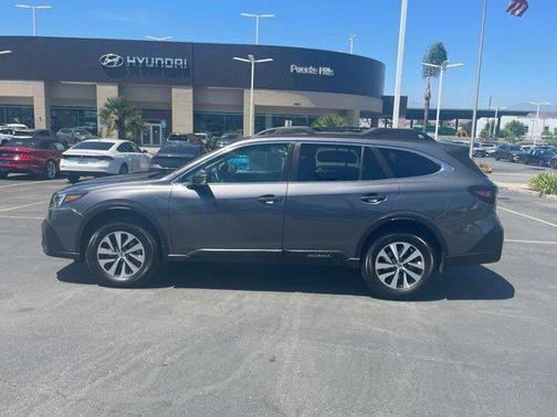 2022 Subaru Outback Premium