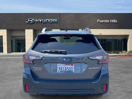 2022 Subaru Outback Premium