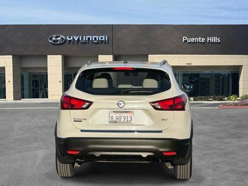 2018 Nissan Rogue Sport SV