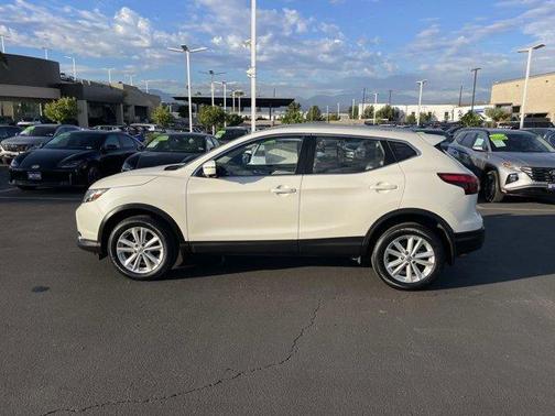 2018 Nissan Rogue Sport SV