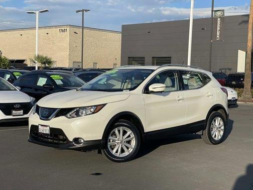 2018 Nissan Rogue Sport SV