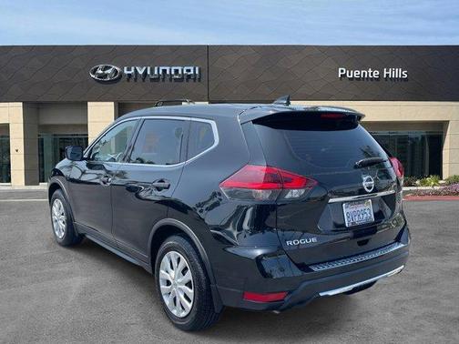 2019 Nissan Rogue S