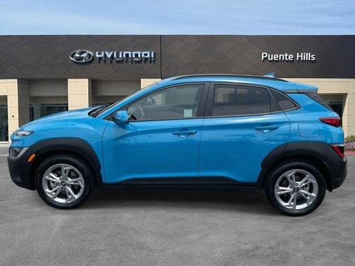 2022 Hyundai KONA SEL
