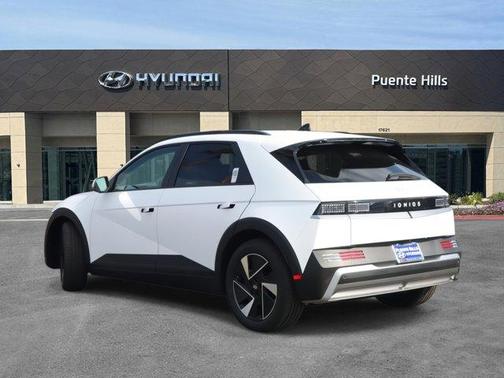 2025 Hyundai IONIQ 5 SEL