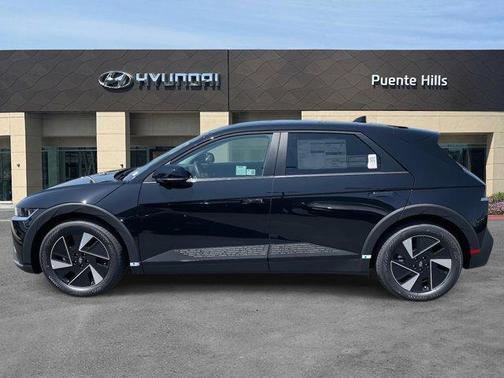 2025 Hyundai IONIQ 5 SE