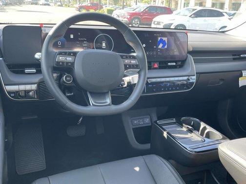 2025 Hyundai IONIQ 5 SEL